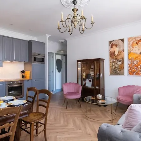 Lägenhet Magnifique 3 Etoiles, 2 Salles De Bain, 2 A Coucher, Plage, Hyper Centre, Entierement Renove