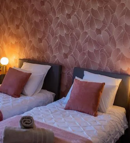 Magnifique 3 Etoiles, 2 Salles De Bain, 2 A Coucher, Plage, Hyper Centre, Entierement Renove Cabourg