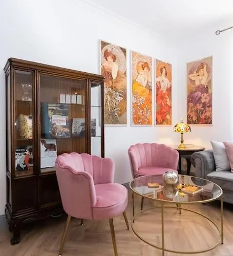 Magnifique 3 Etoiles, 2 Salles De Bain, 2 A Coucher, Plage, Hyper Centre, Entierement Renove Apartament