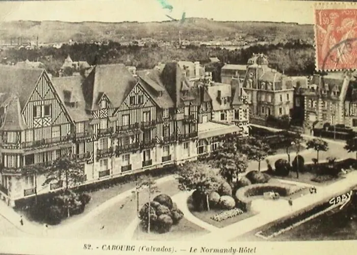 Magnifique 3 Etoiles, 2 Salles De Bain, 2 A Coucher, Plage, Hyper Centre, Entierement Renove Apartament Cabourg