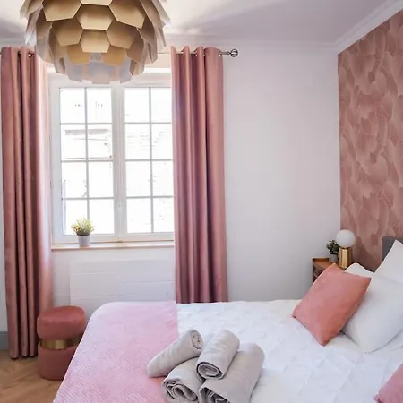 Magnifique 3 étoiles, 2 Salles De Bain, 2 à Coucher, Plage, Hyper Centre, Entièrement Rénové Cabourg