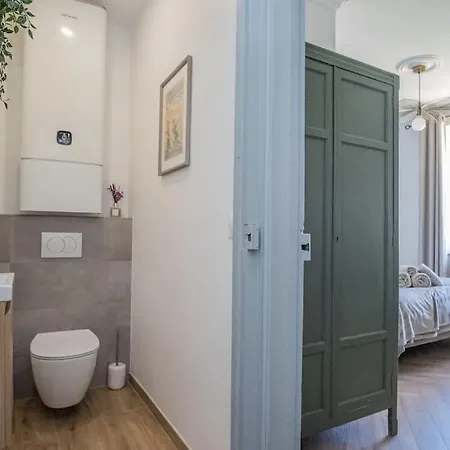 Magnifique 3 Etoiles, 2 Salles De Bain, 2 A Coucher, Plage, Hyper Centre, Entierement Renove 아파트 꺄부흐