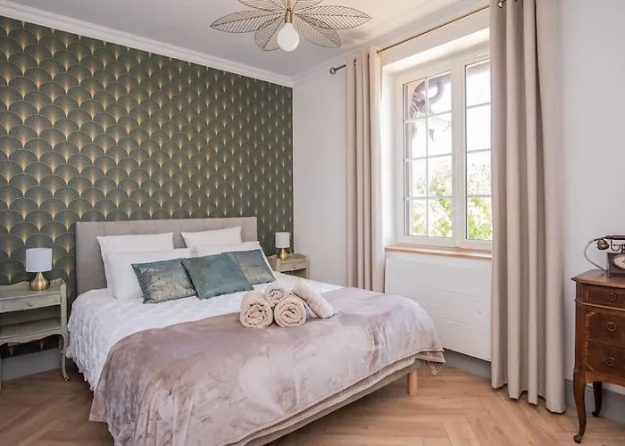 Magnifique 3 Etoiles, 2 Salles De Bain, 2 A Coucher, Plage, Hyper Centre, Entierement Renove Cabourg