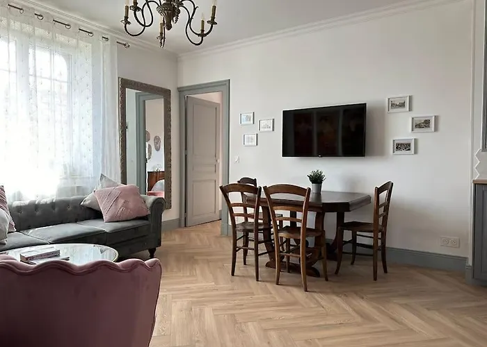 Apartmán Magnifique 3 Etoiles, 2 Salles De Bain, 2 A Coucher, Plage, Hyper Centre, Entierement Renove